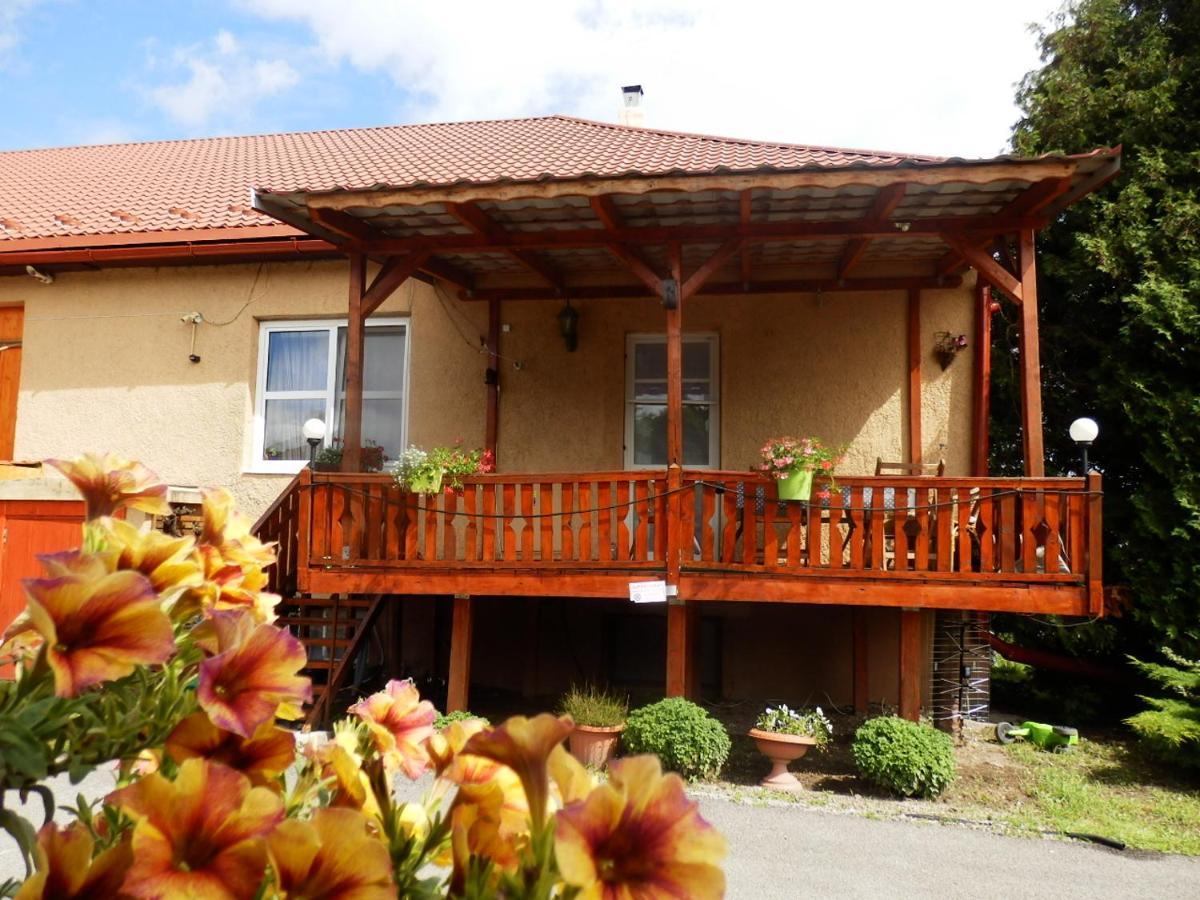 Velky Kamenec Guesthouse Ilona מראה חיצוני תמונה