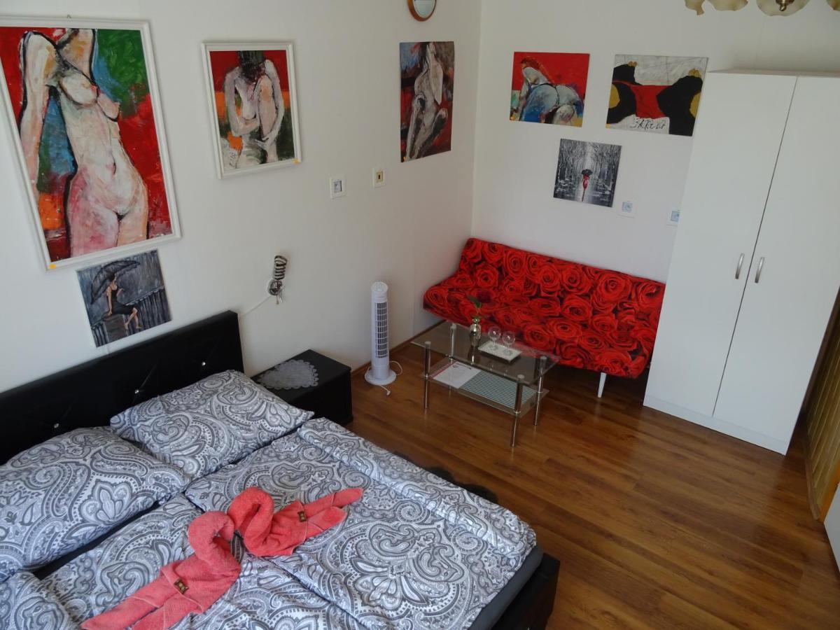 Velky Kamenec Guesthouse Ilona מראה חיצוני תמונה