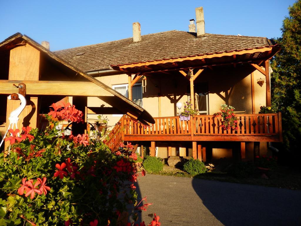 Velky Kamenec Guesthouse Ilona מראה חיצוני תמונה