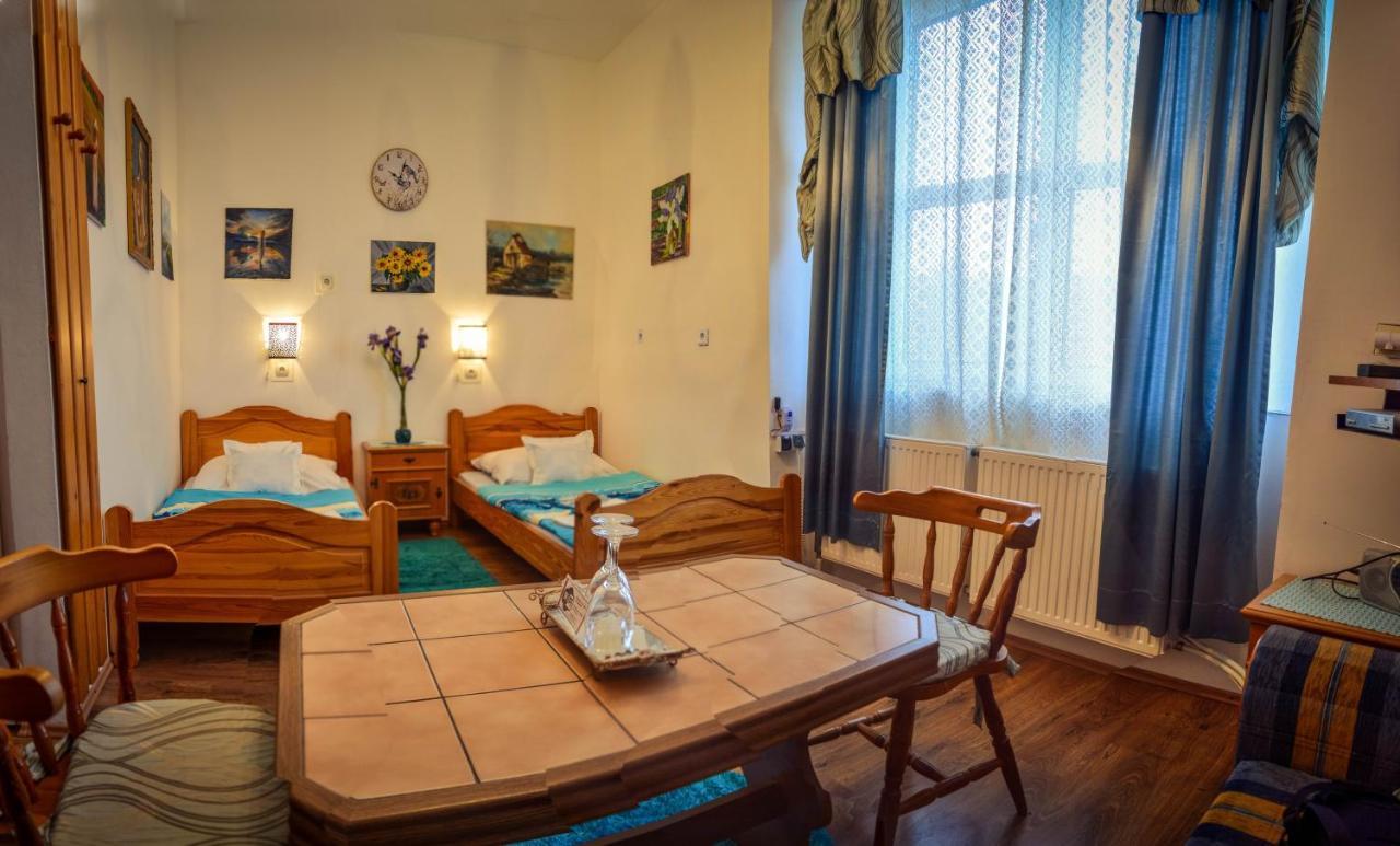 Velky Kamenec Guesthouse Ilona מראה חיצוני תמונה